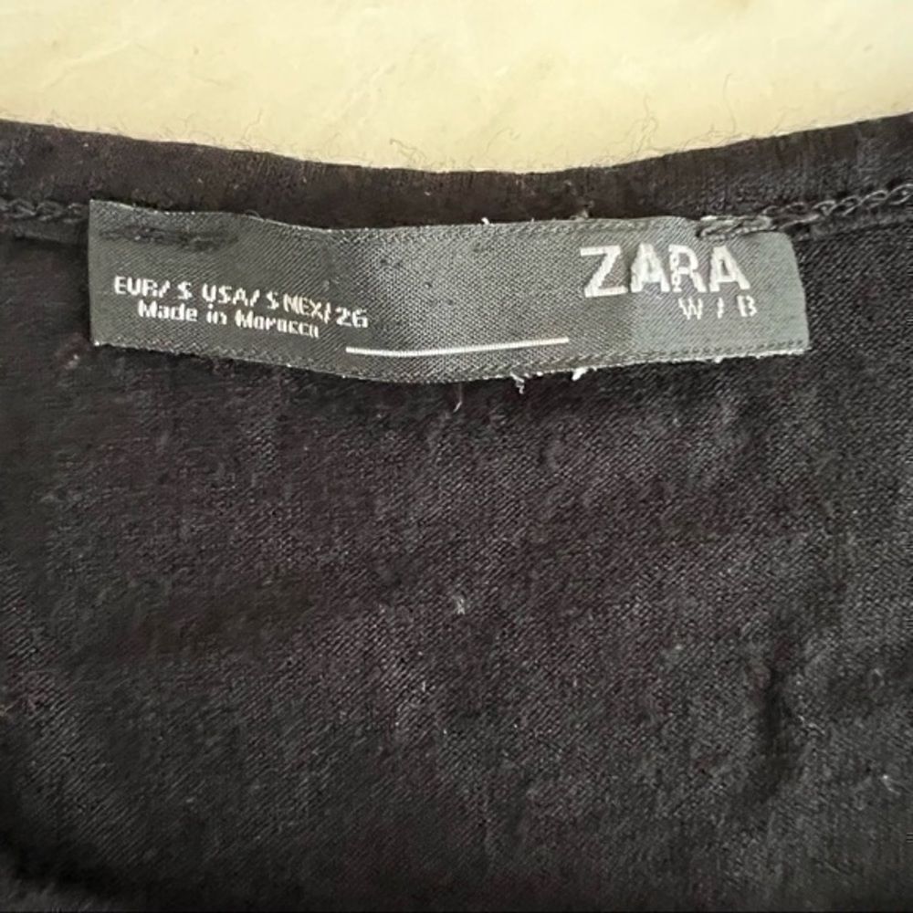 Zara womens floral front and black back Top Size S - Picture 7 of 7